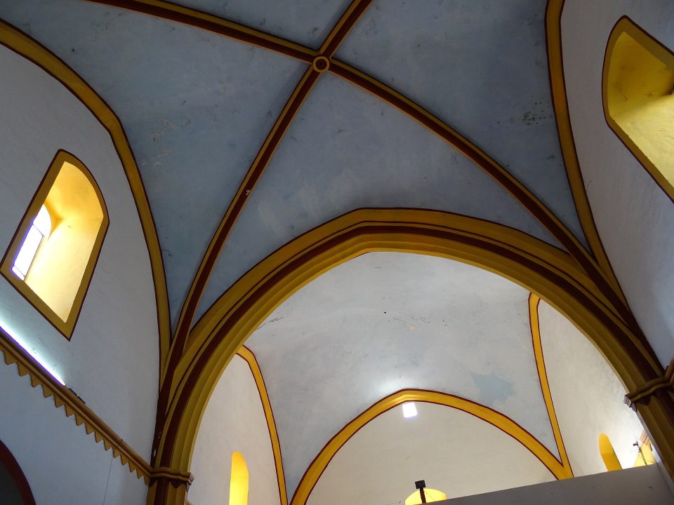 Bóvedas de una capilla del conjunto (2011)